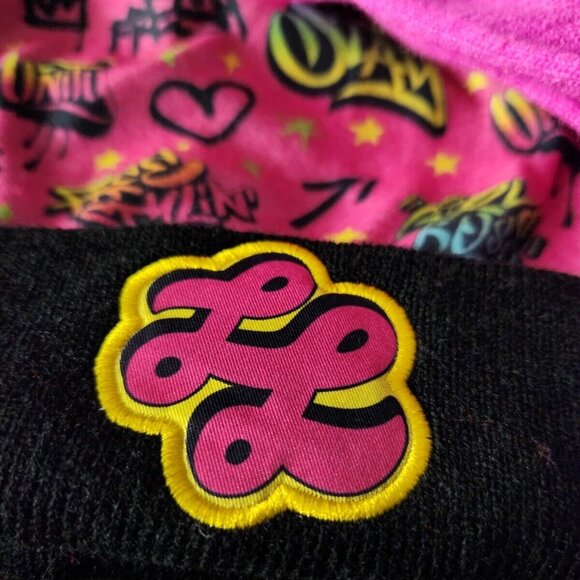 That Girl Lay Lay Beanie Toque Hat Set With Gloves OS Youth - Picture 2 of 5